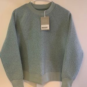 Everlane | The ReNew Fleece Raglan Sweatshirt